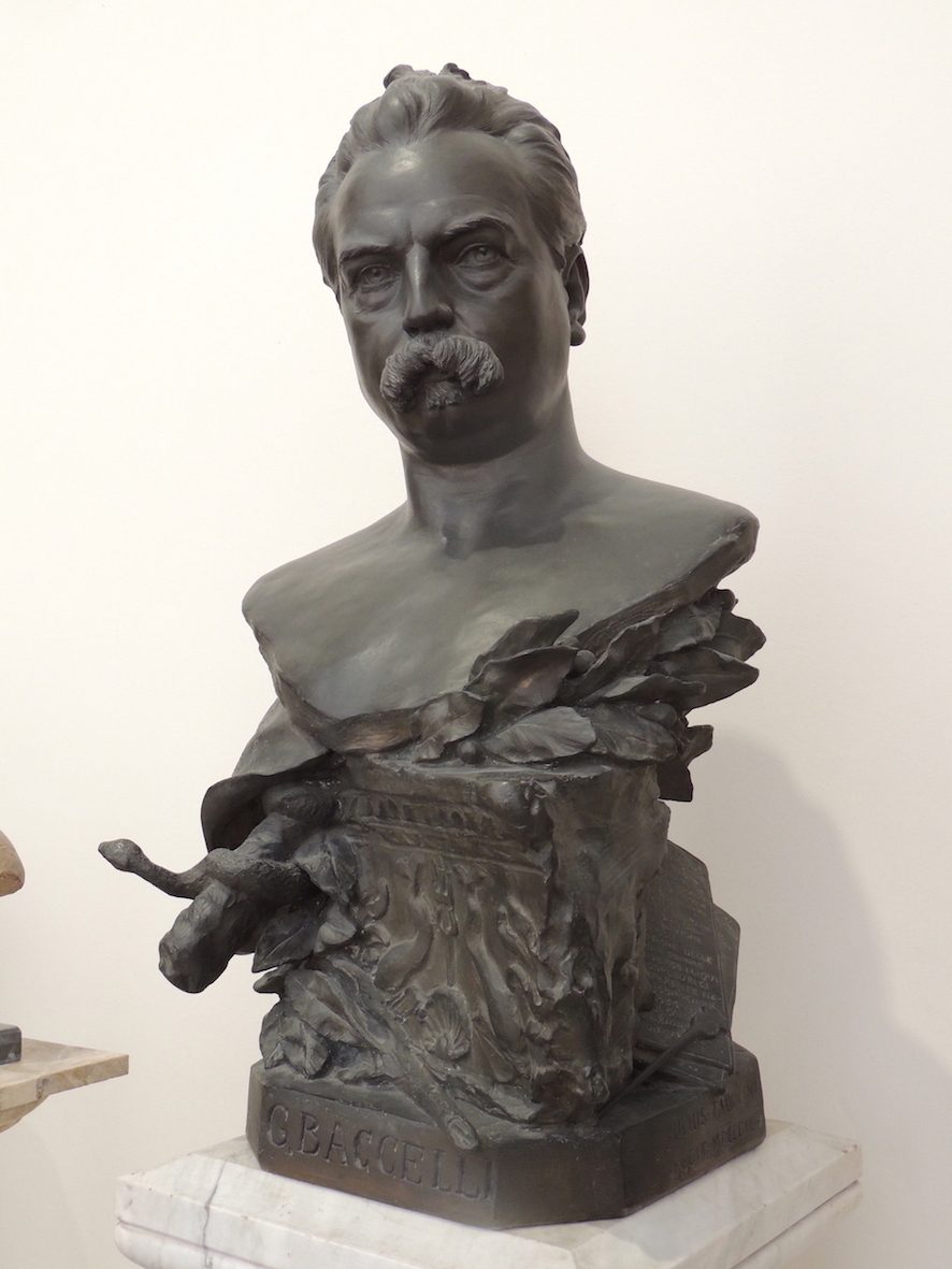 Guido Baccelli's bronze bust - 03.JPG